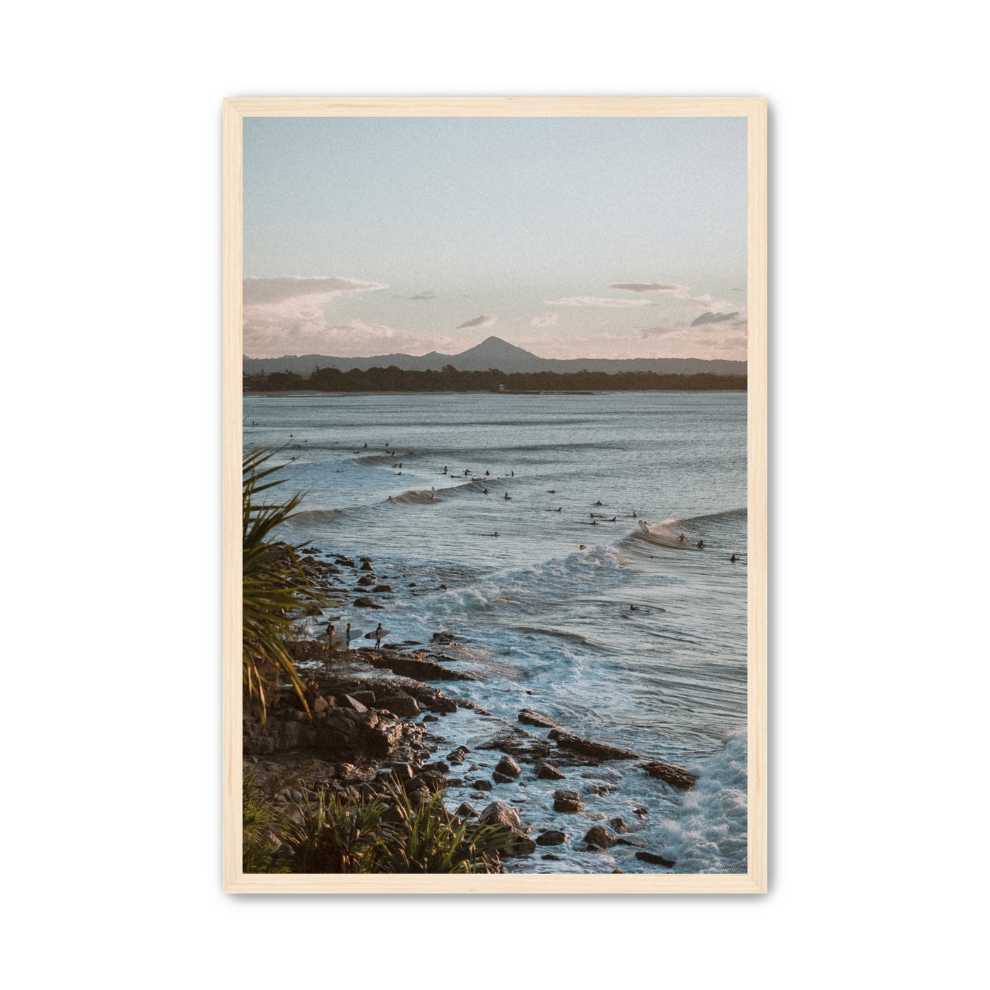 Surfer Lookout image 5